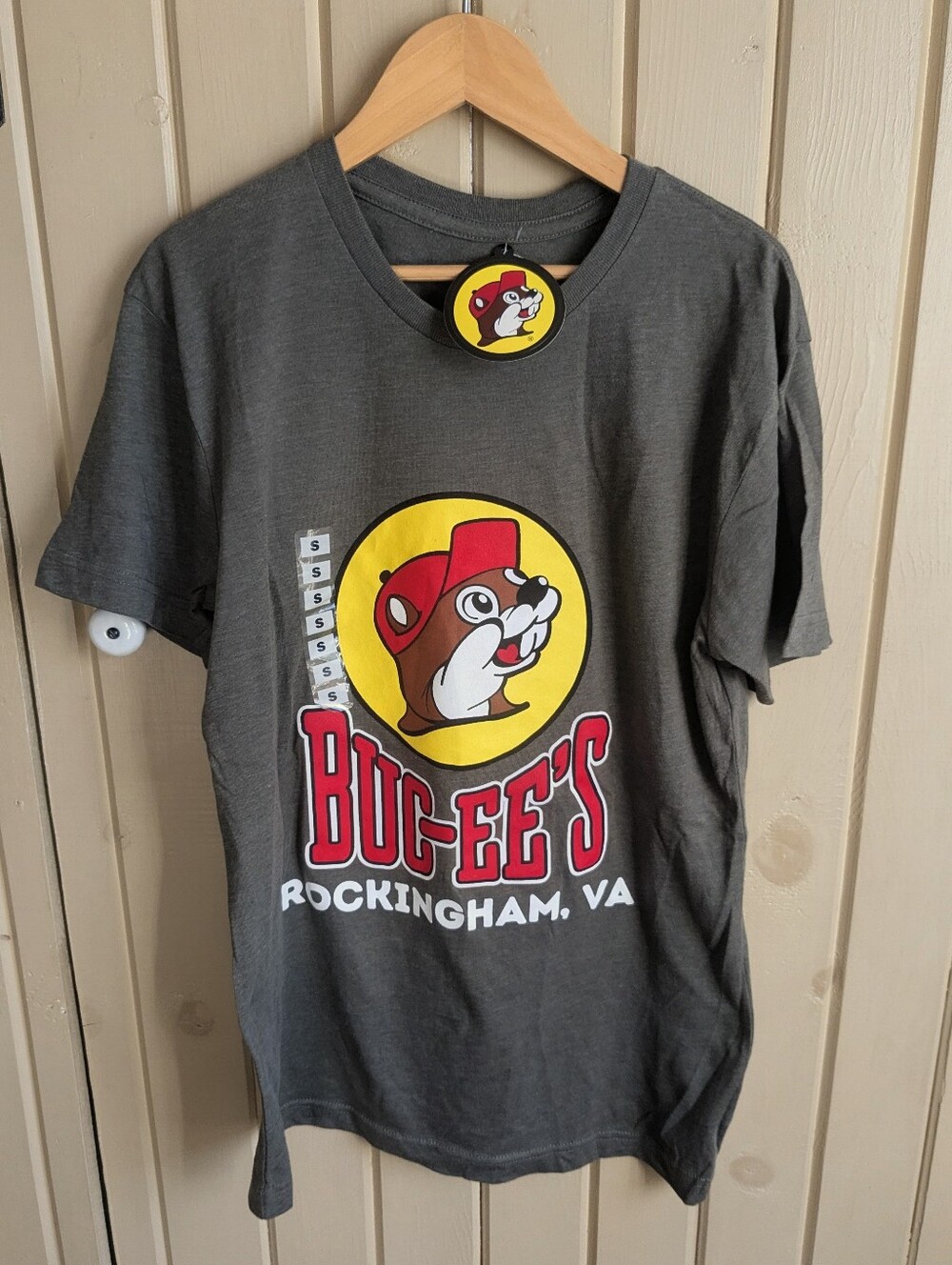 NWT Olive Green Buc-ee's Size Small Rockingham, VA T-shirt